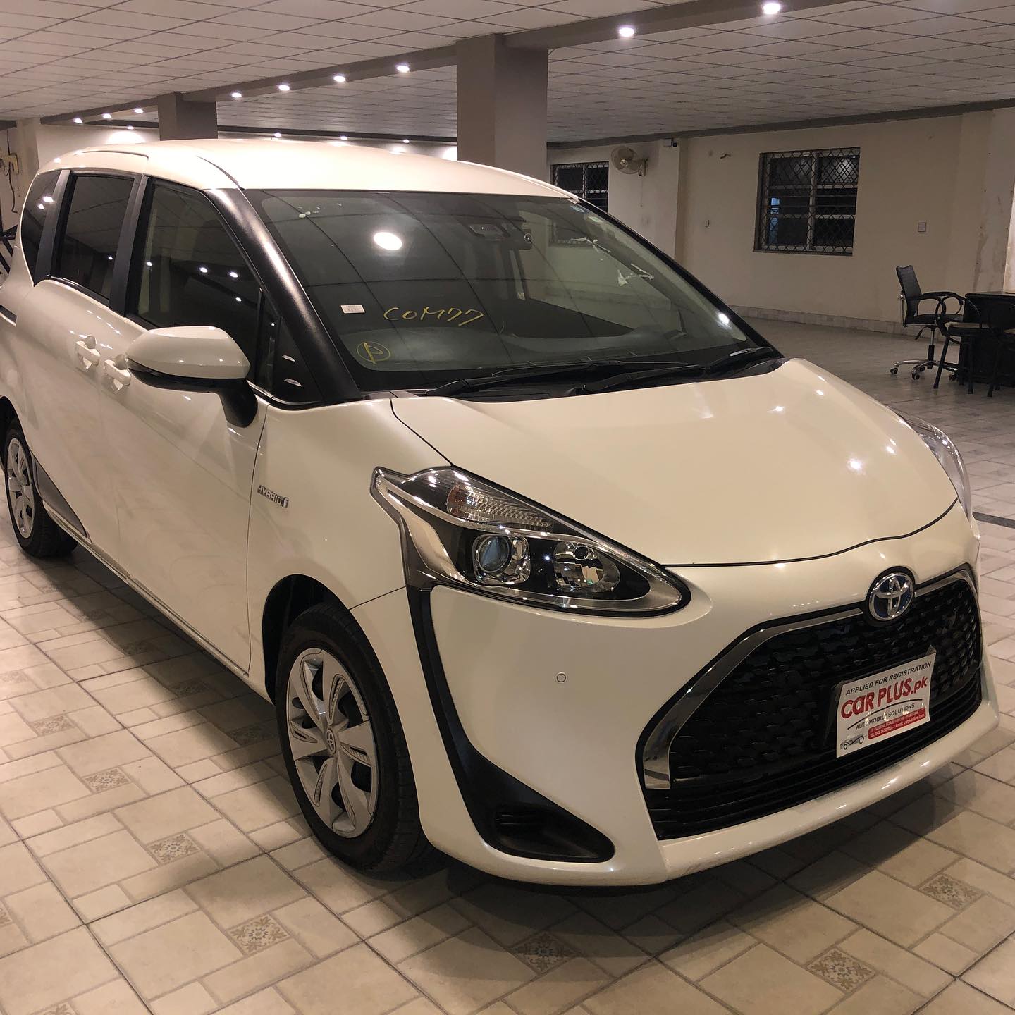 Toyota Sienta X 1.5 2019