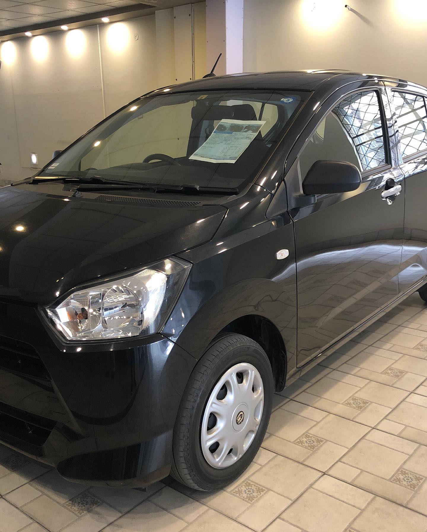 Daihatsu Mira ES 2020