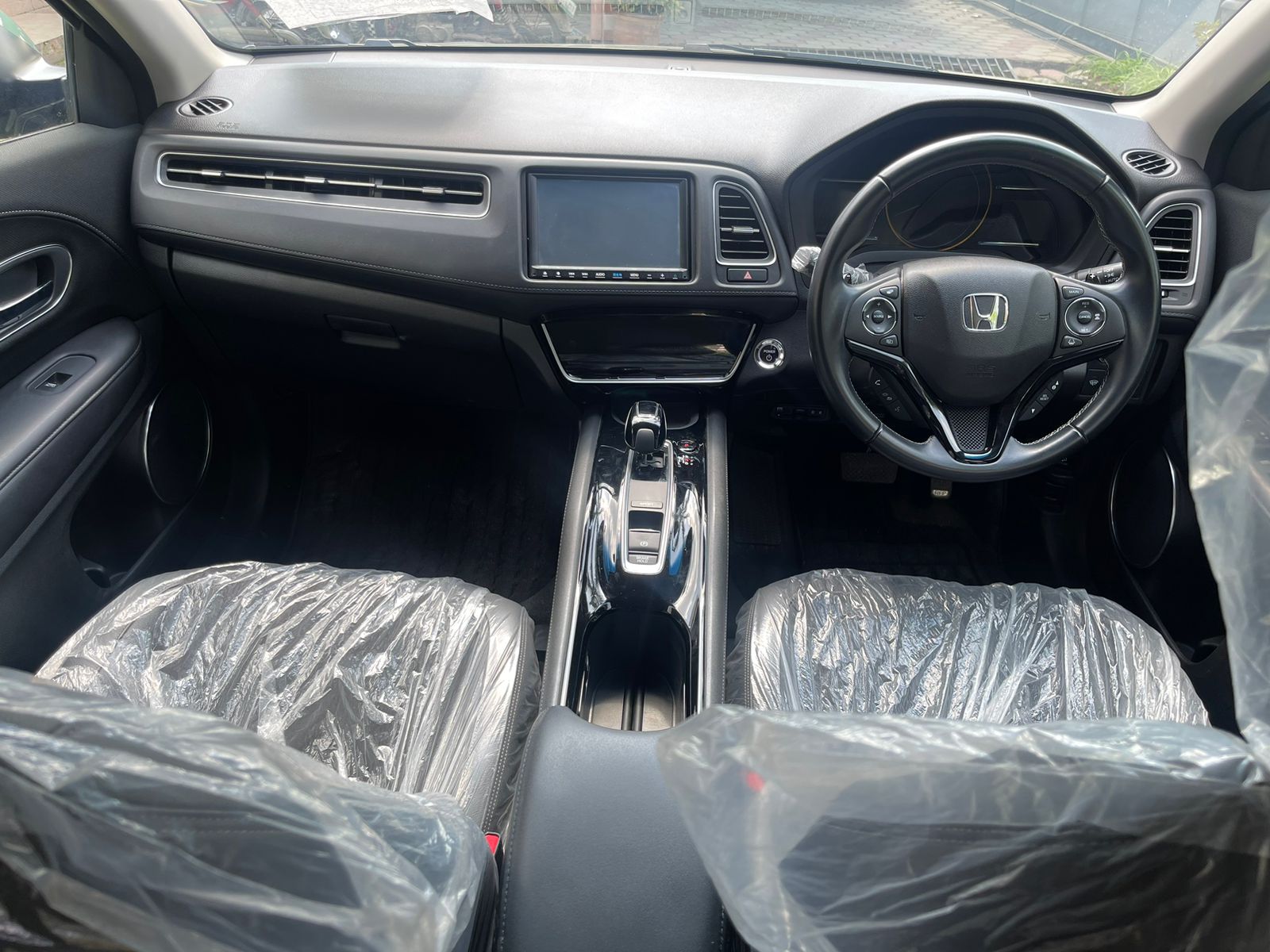 Honda Vezel 2019 (Hybrid Z Sensing)