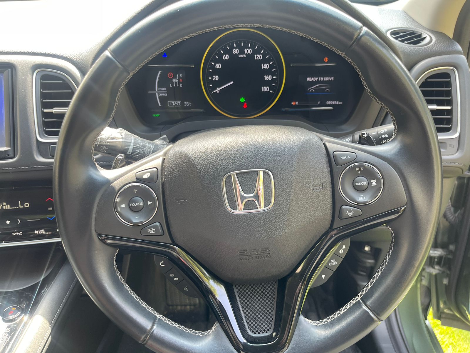 Honda Vezel 2019 (Hybrid Z Sensing)