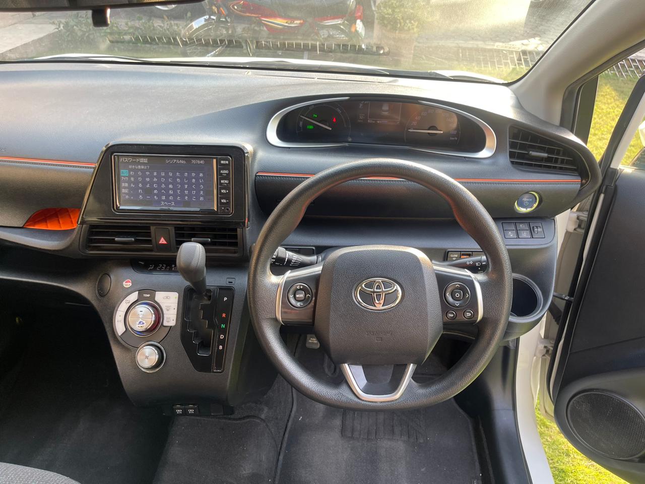 Toyota Sienta X 1.5 2019