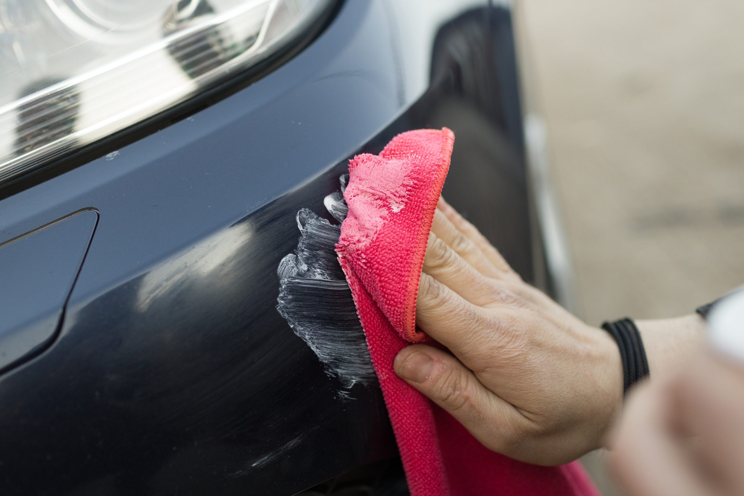 How to Remove Scratches from Car: Best Tips and Tricks